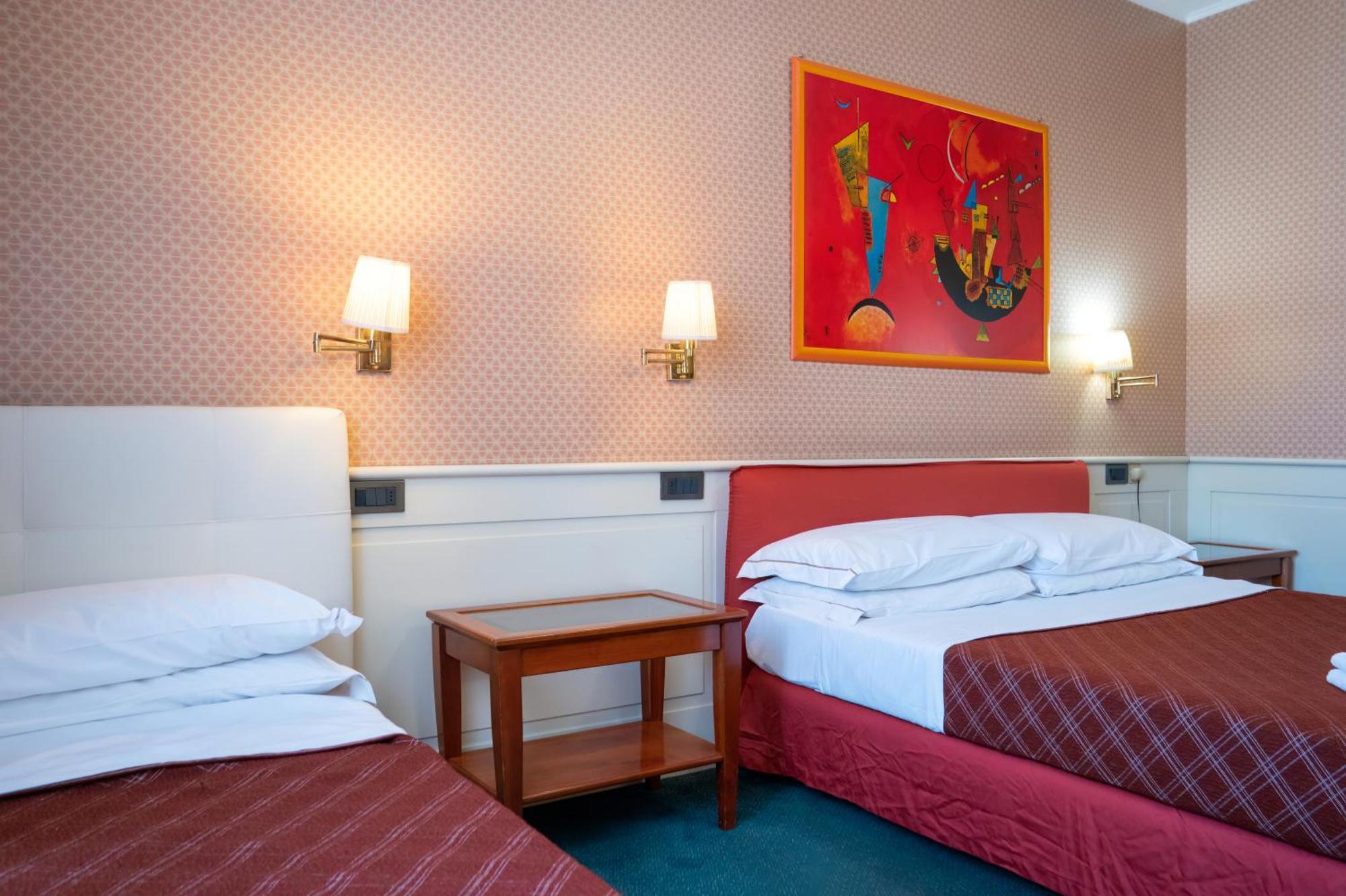 Hotel Alla Giustizia Mestre Bagian luar foto