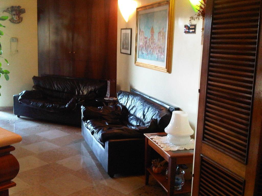 Hotel Alla Giustizia Mestre Bagian luar foto